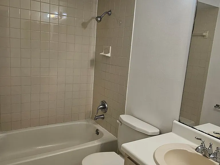 105 Keith Ct — Photo 14