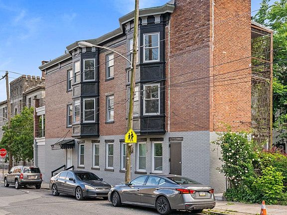 3rd image of 141 W Seymour St