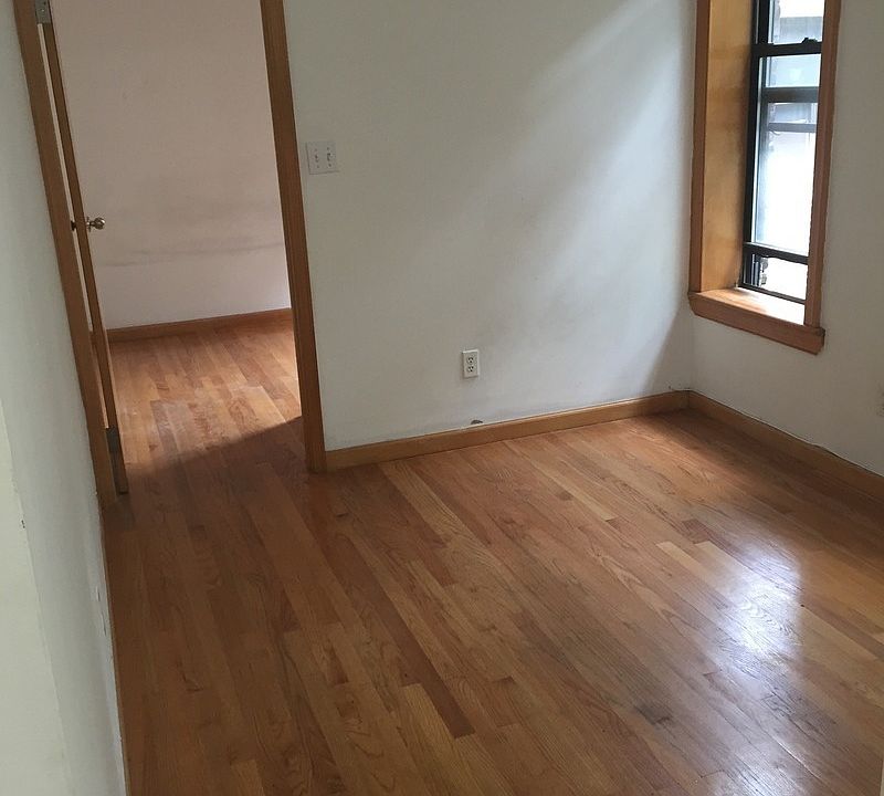 1st image of 240 E 28th St APT 16