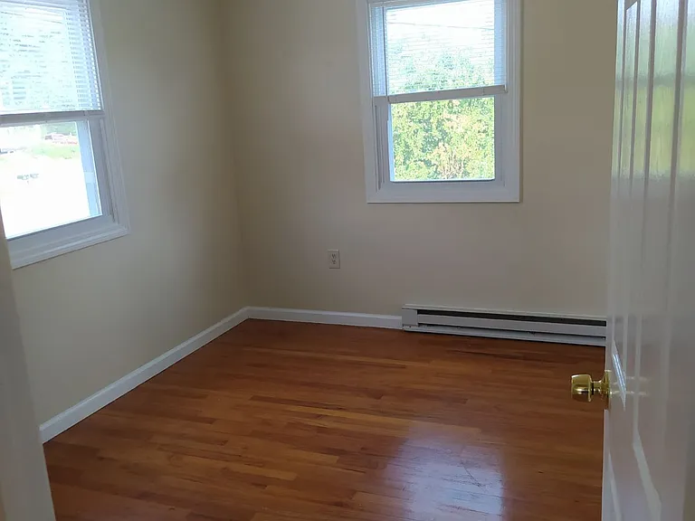1745 Boston Post Rd — Photo 13