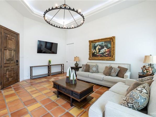 1810 N Estrella St, Roma, TX 78584