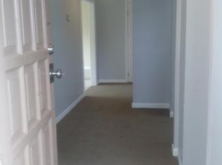 226 Rosebud St, Walled Lake, MI 48390