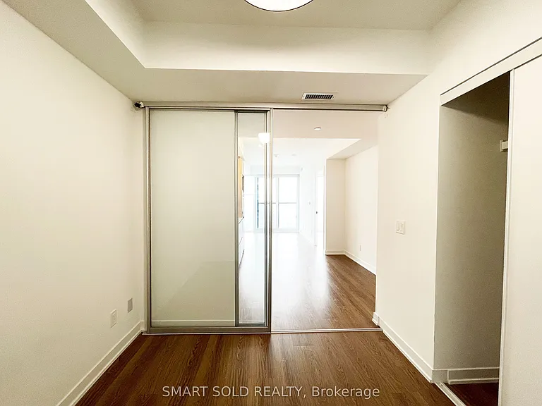319 Jarvis St #4707 — Photo 16