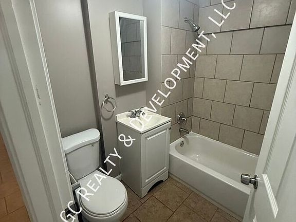 5th image of 6353-6355 S Langley Ave