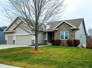 1306 89th St, West Des Moines, IA 50266