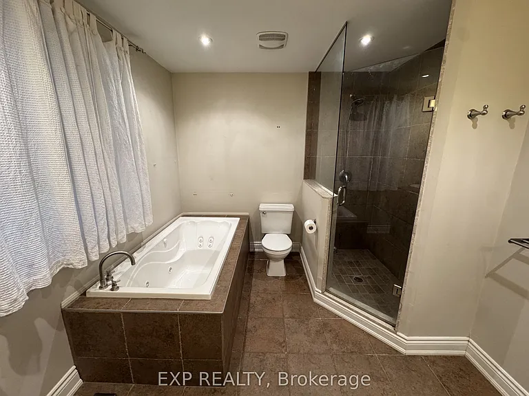 1175 Pinegrove Rd — Photo 10