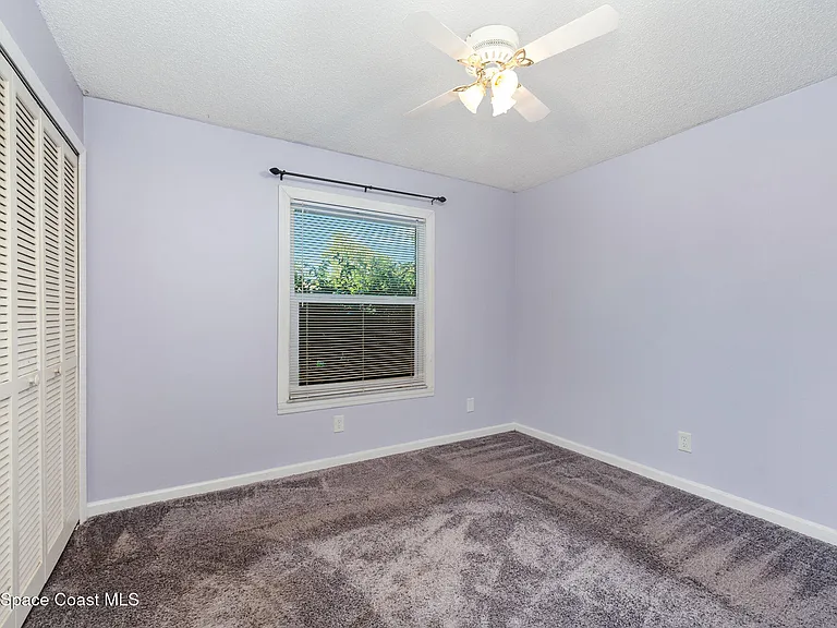 511 Biscayne Ln — Photo 11