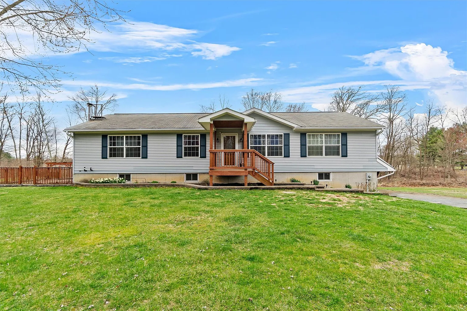 371 Fosler Road photo 1