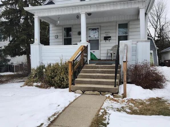531 N Jackson St, Ionia, MI 48846