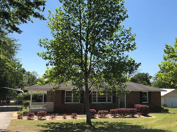 2nd image of 202 Kirby Dr