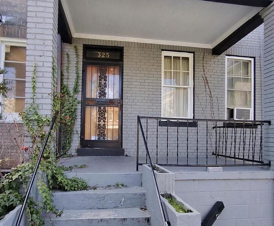 1st image of 325 Bryant St NE