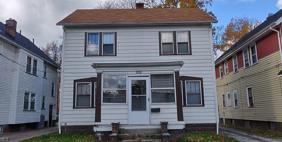 1st image of 1050 E 169th St