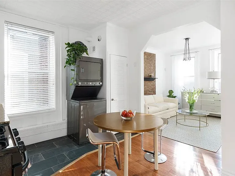 712 Willow Ave #5C — Photo 8