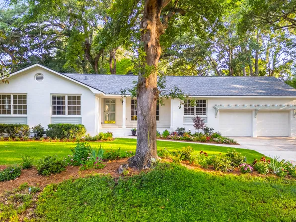 1389 Parkshore Dr, Charleston, SC 29407