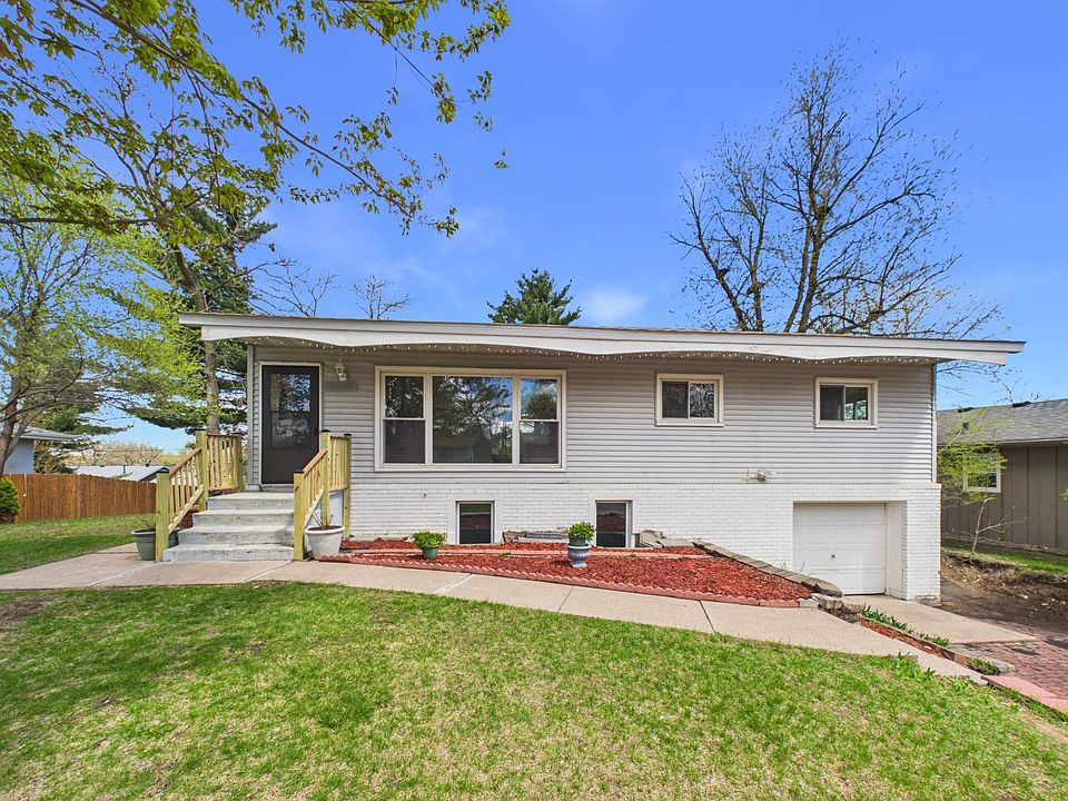 1st image of 12849 Pierce Pl NE