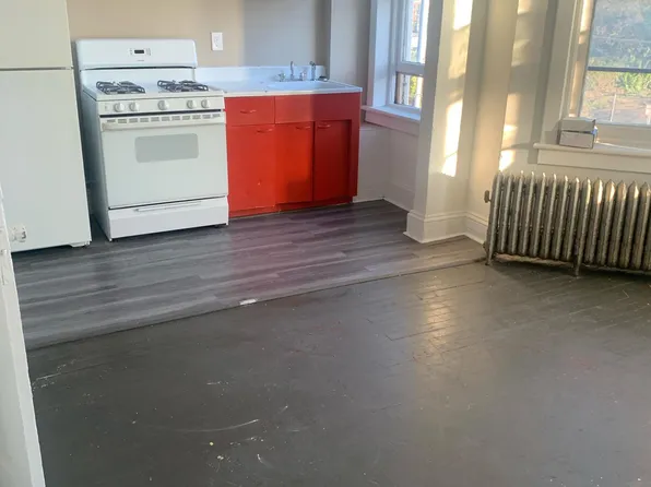 542 E State St #2F, Trenton, NJ 08609