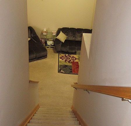 2nd image of 3074 Penton St