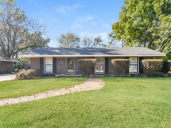 113 Tew St, Prattville, AL 36066