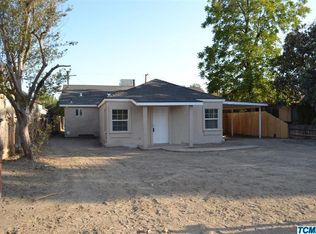 1032 W Harold Ave, Visalia, CA 93291