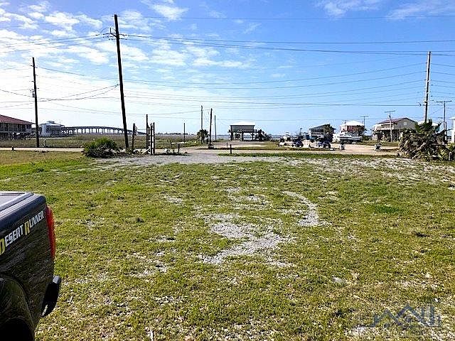1st image of 1702 Highway 1