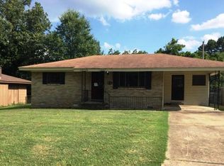 300 Wisteria Dr, North Little Rock, AR 72118