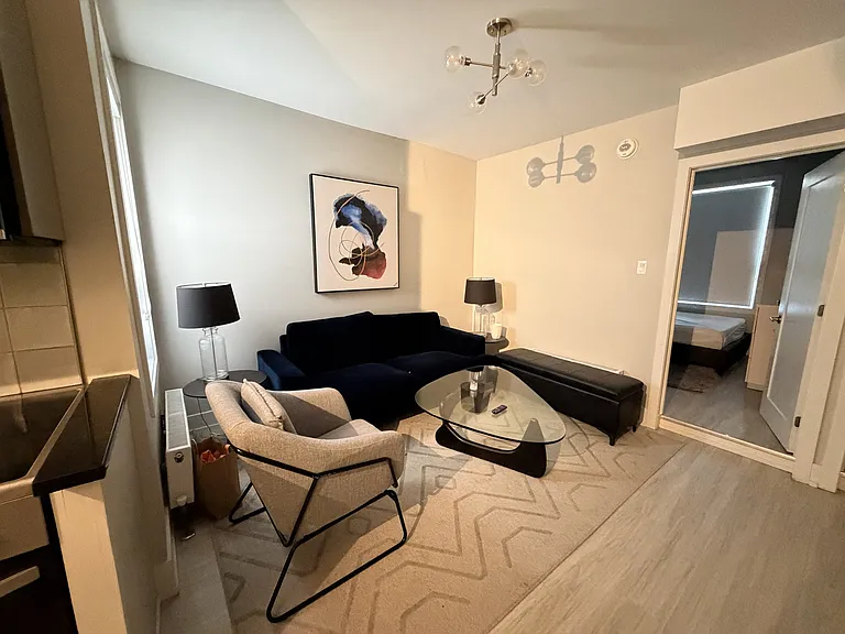 46 Nelson St #13 — Photo 17