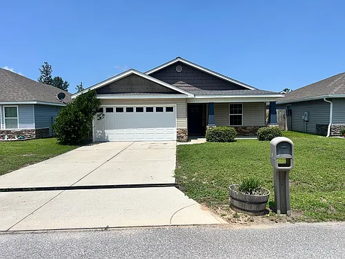 606 Diamonte Cir Photo 1