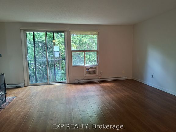 5th image of 1310 Richmond Rd #2