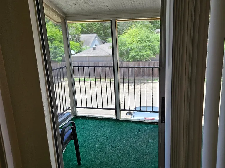 762 Memorial Mews St #D — Photo 17