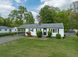1 Pine Grove Ave, Enfield, CT 06082