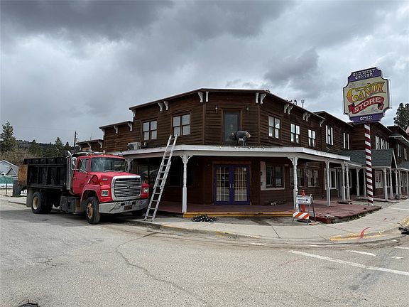 2nd image of 200 S Main St