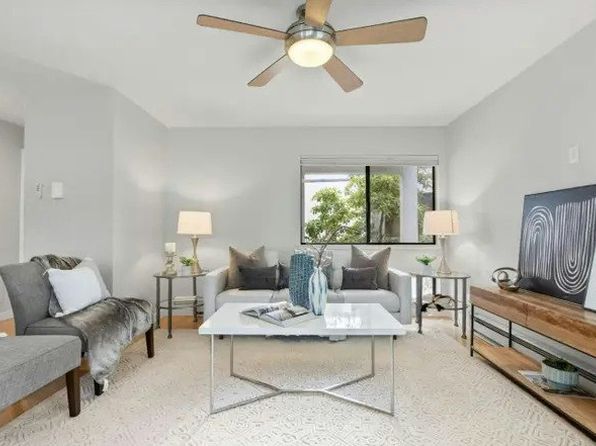 1919 Alameda De Las Pulgas APT 131