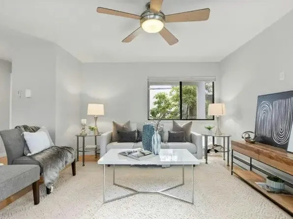 1919 Alameda De Las Pulgas APT 131, San Mateo, CA 94403