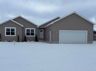 2401 Joseph Dr, Mount Pleasant, MI 48858