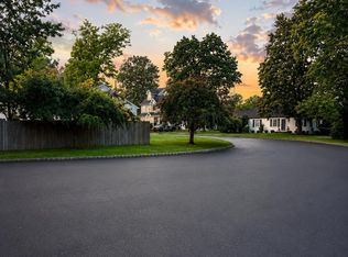 8 Ziegler Pl, Matawan, NJ 07747