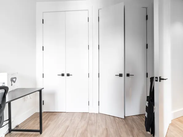 781 Washington Avenue image 8 of 29