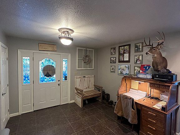 3rd image of 139 Cooley Ln