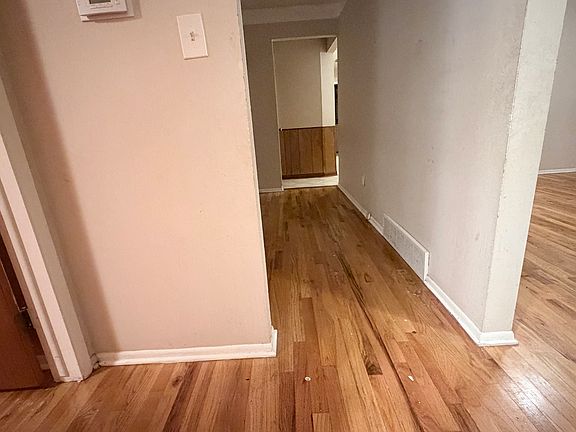 2nd image of 11744 Highland Dr
