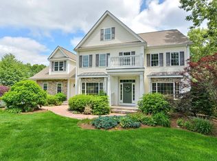 11 Symphony Dr, Franklin, MA 02038