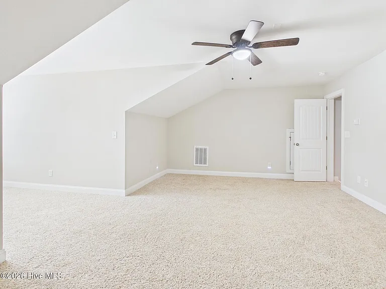 316 Pine Laurel Dr — Photo 30