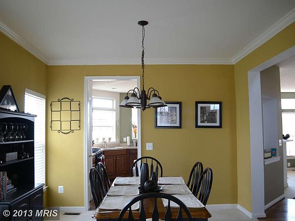 3rd image of 88 Avenel Ct