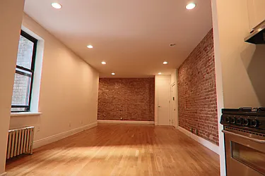 Rented by PMG Real Estate 