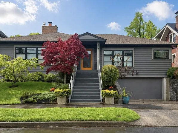 2838 NE Hamblet St, Portland, OR 97212