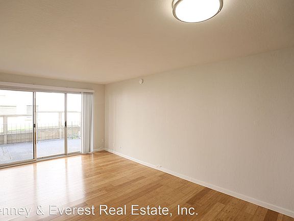 3rd image of 315 Wayne Pl #111