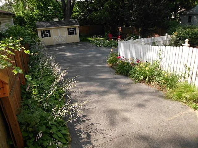 1037 Van Antwerp Rd #2 — Photo 4
