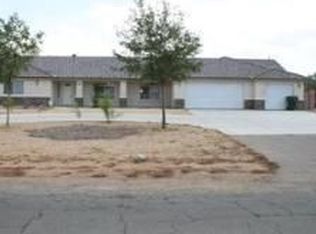 14583 Gayhead Rd, Apple Valley, CA 92307