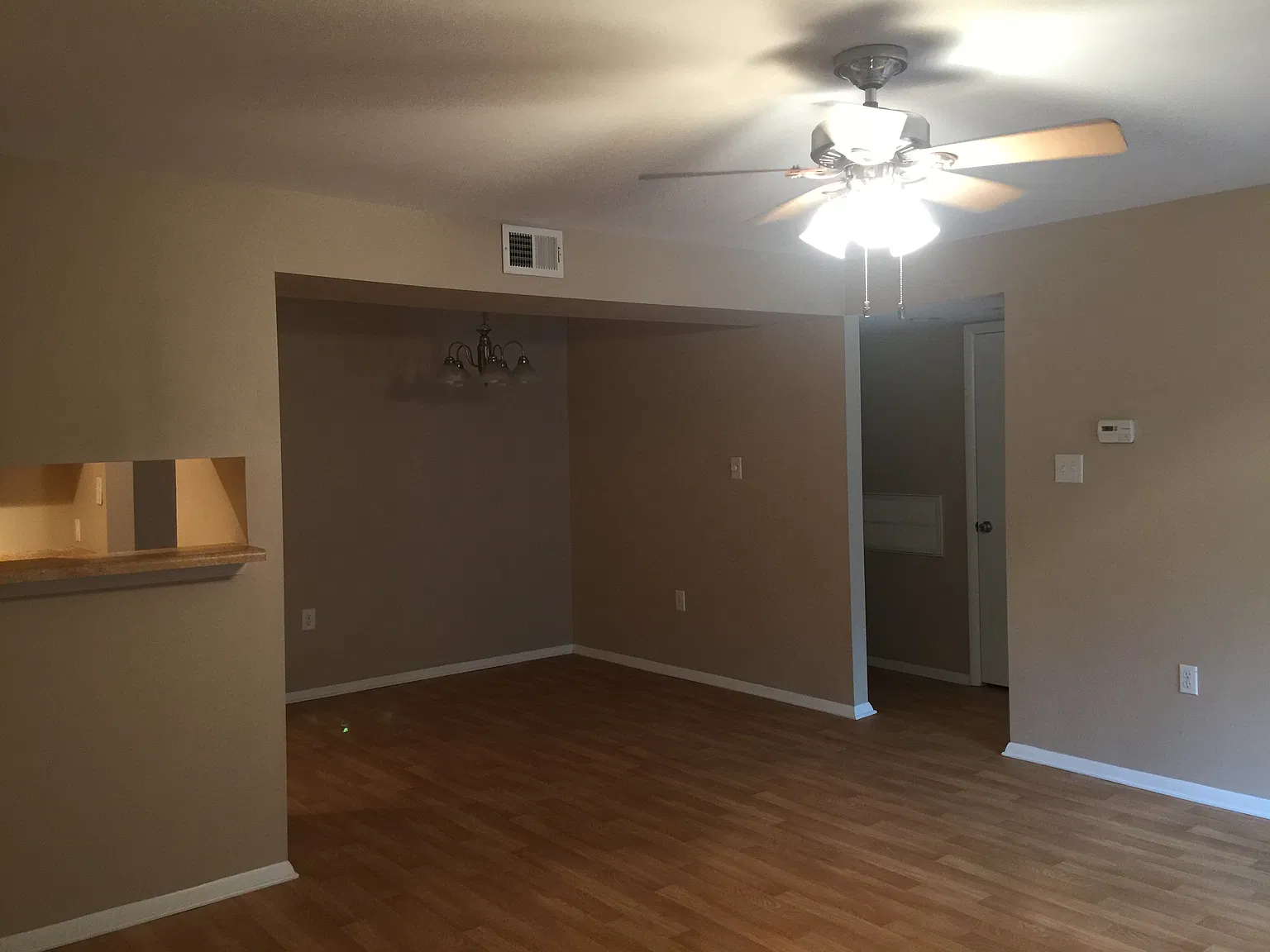 1 bed, 750 sqft, $1,350 — Photo 2