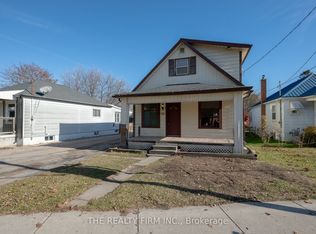 165 Sunset Dr, Saint Thomas, ON N5R 3C1