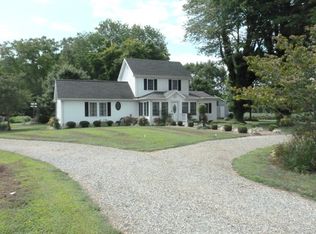 4240 Oakland Rd, Farnham, VA 22460