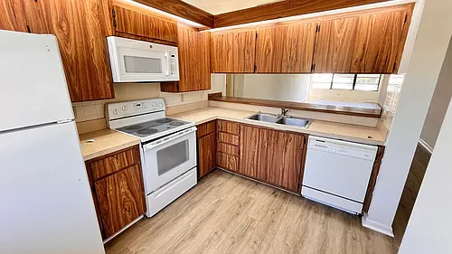 3511 Village Blvd Photo 1